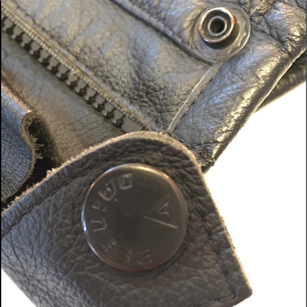 SOLD Men’s Dainese Leather Motorcycle Jacket - Picture 5 of 8